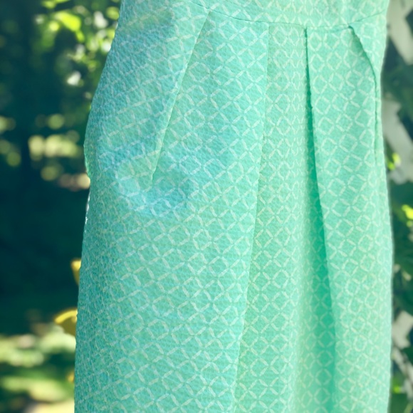 JCrew Size 2 Mint White x pattern Seersucker dress - Picture 4 of 7